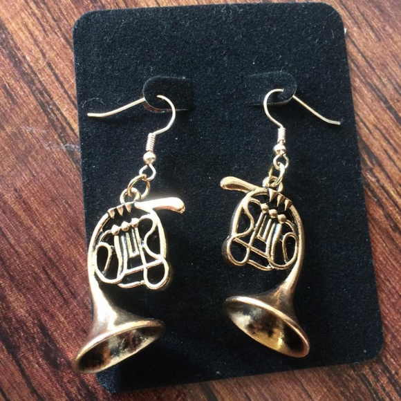 MariMeg Curio Closet Jewelry - 18K GoldPlated Hardware MusicLovers Earrings